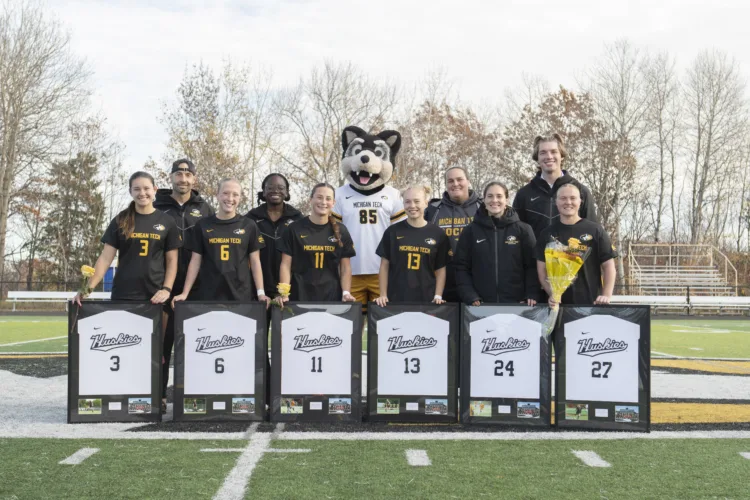 Huskies soccer ties with Parkside on Senior Day